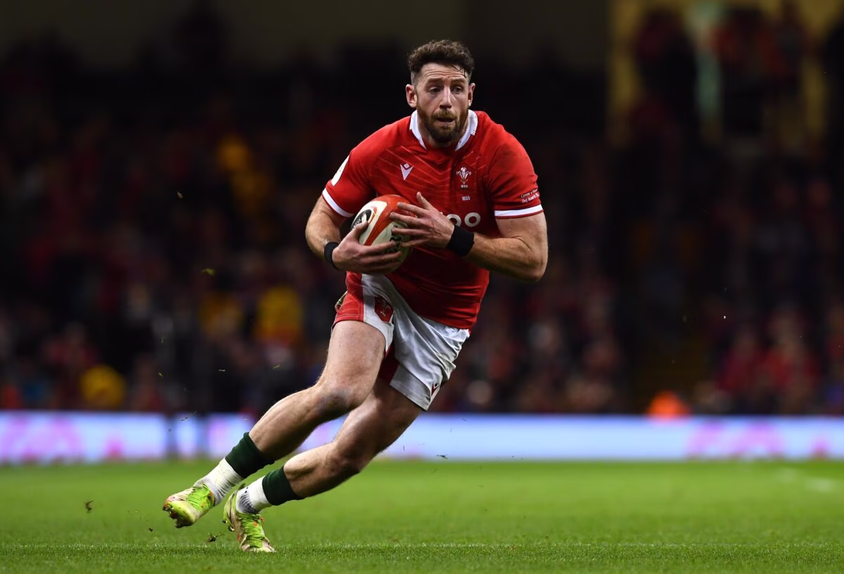 Alex Cuthbert
