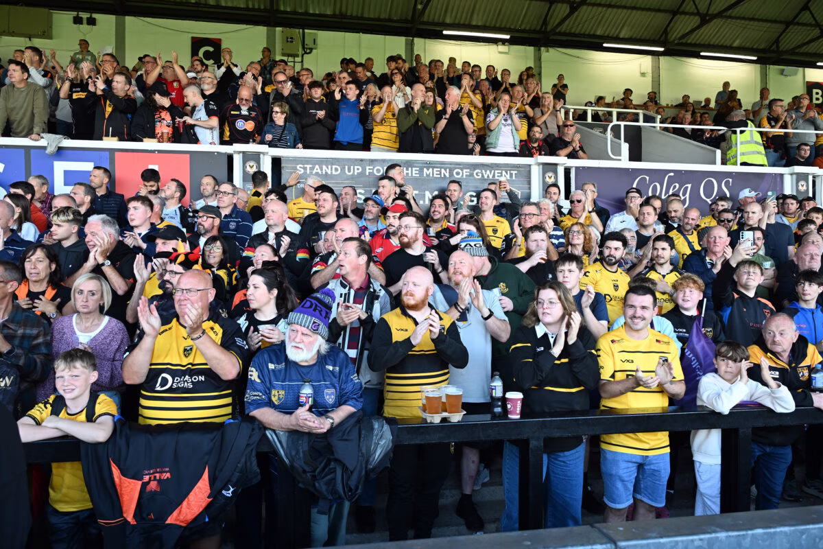 03.10.26 - Dragons RFC v Scarlets - United Rugby Championship - fans